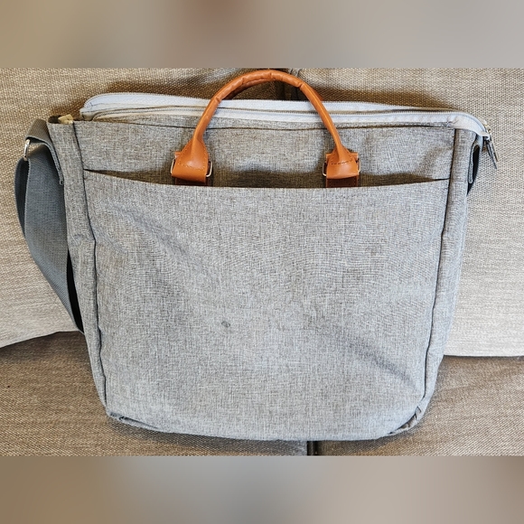 Motif Maylilly Bag - Breast Pump/Diaper bag/laptop bag - Picture 2 of 5